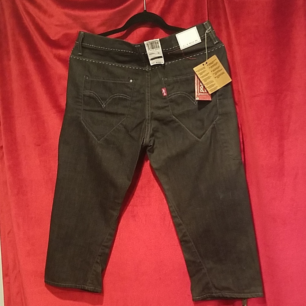 Levi's redwire